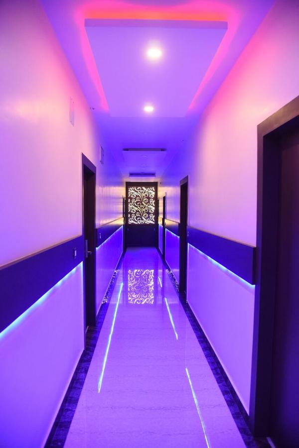 Hotel Grand Kubera Chikmagalūr Kültér fotó