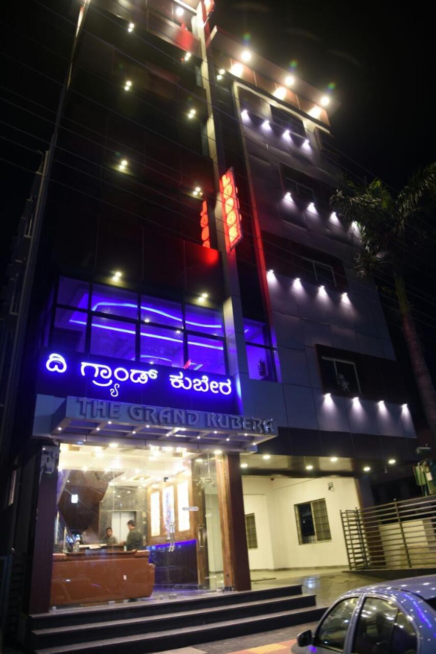 Hotel Grand Kubera Chikmagalūr Kültér fotó