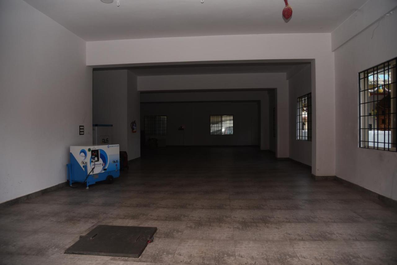 Hotel Grand Kubera Chikmagalūr Kültér fotó